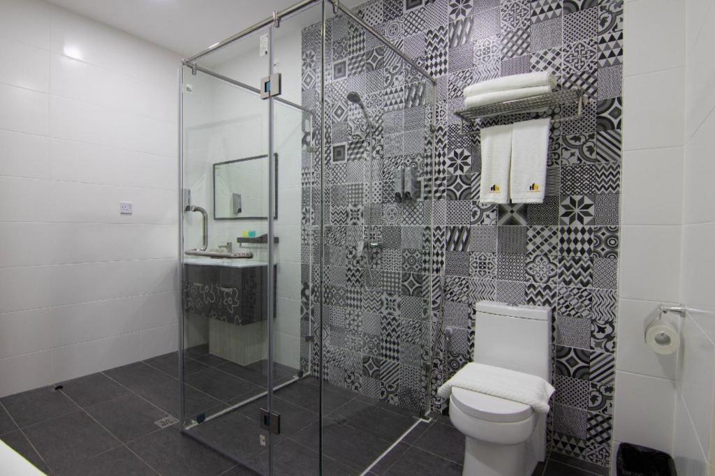 Higher Hotel Bandar Seri Begawan Extérieur photo