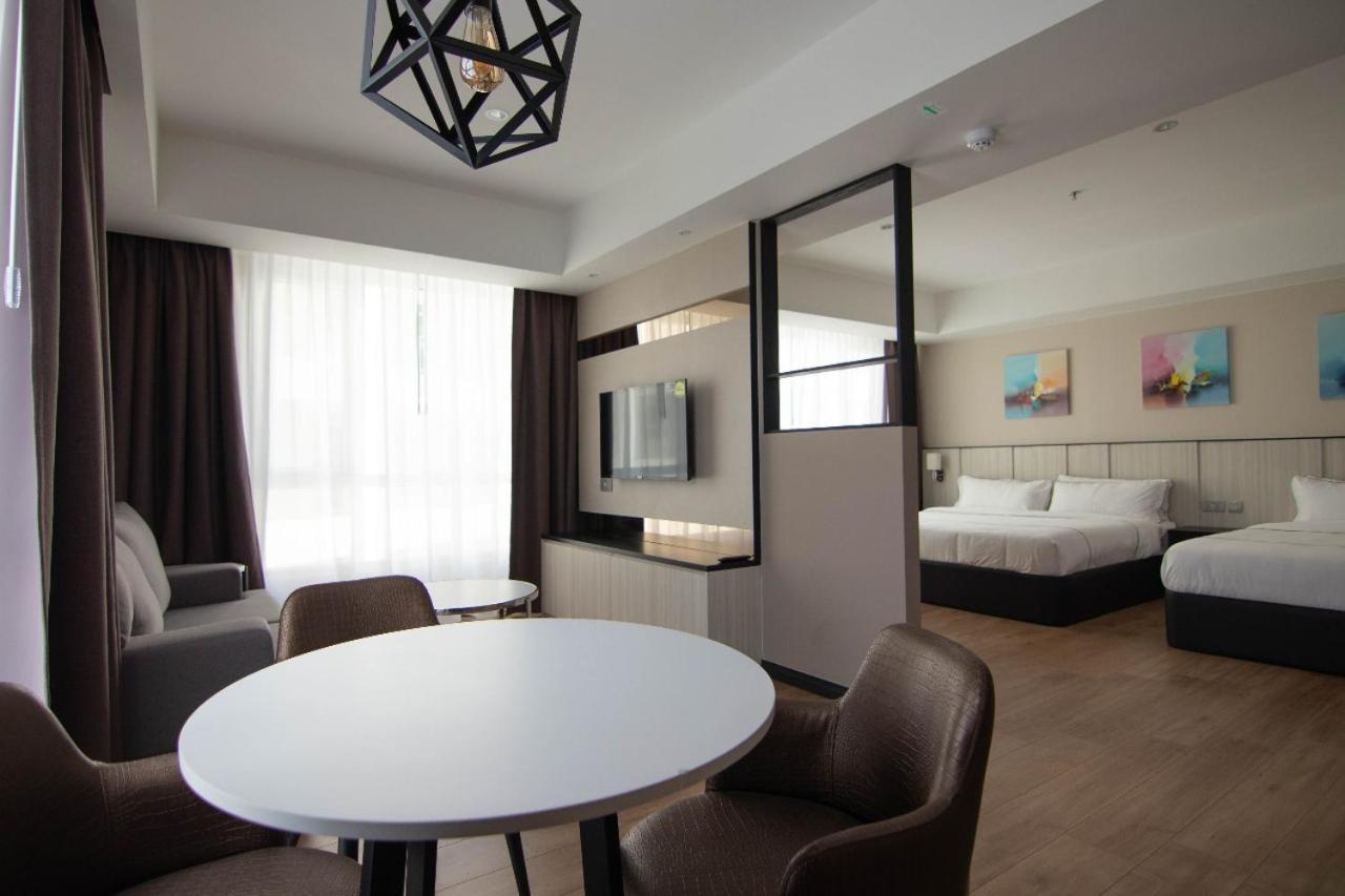 Higher Hotel Bandar Seri Begawan Extérieur photo