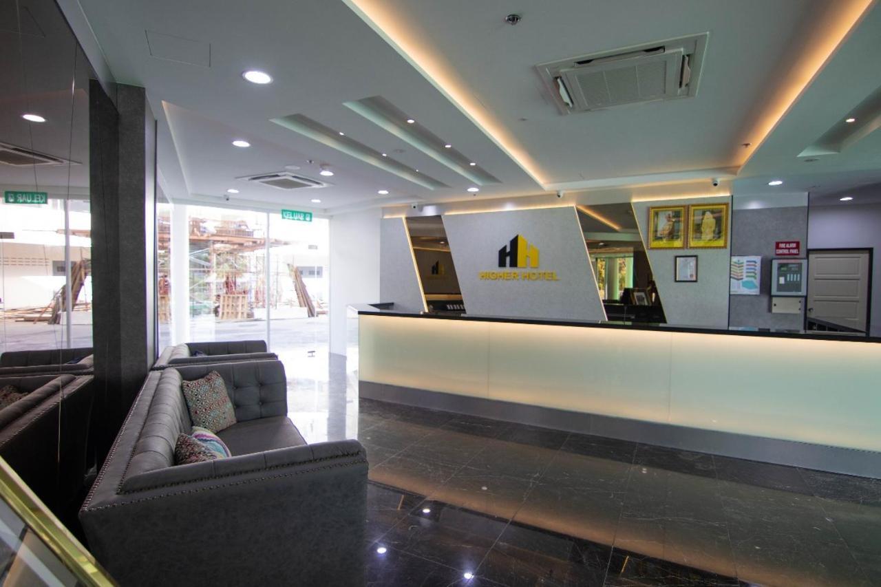 Higher Hotel Bandar Seri Begawan Extérieur photo