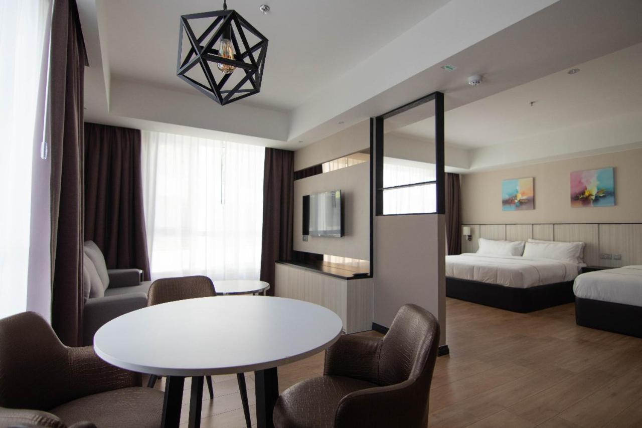 Higher Hotel Bandar Seri Begawan Extérieur photo