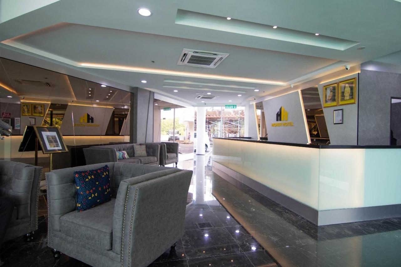 Higher Hotel Bandar Seri Begawan Extérieur photo