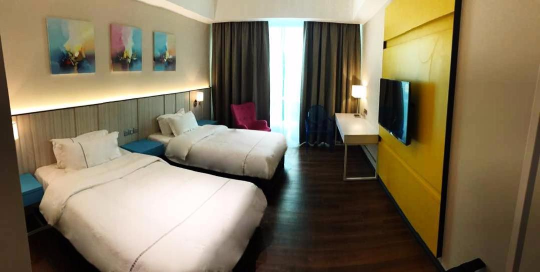 Higher Hotel Bandar Seri Begawan Extérieur photo