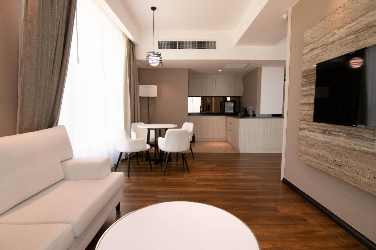 Higher Hotel Bandar Seri Begawan Extérieur photo