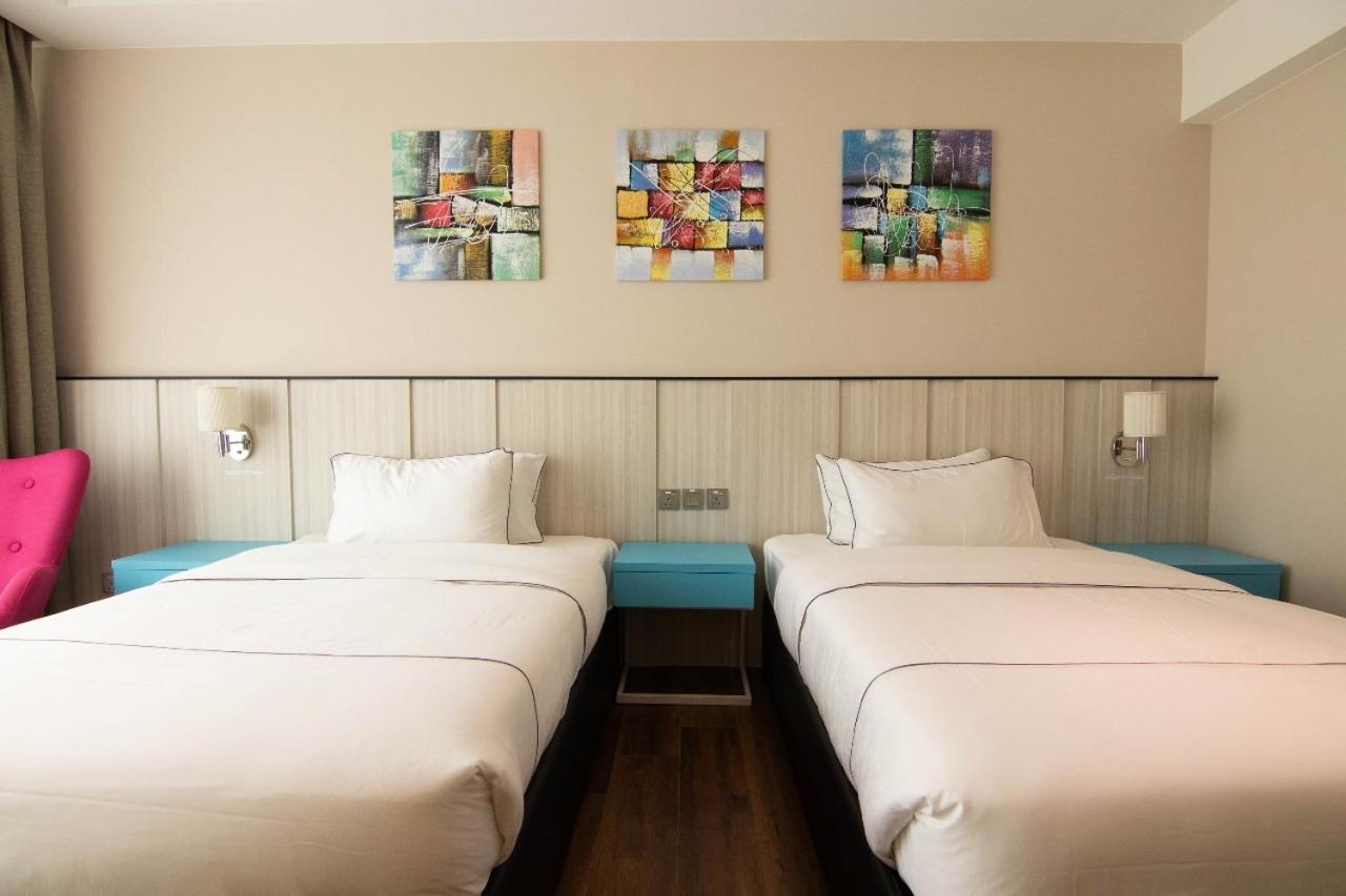 Higher Hotel Bandar Seri Begawan Extérieur photo