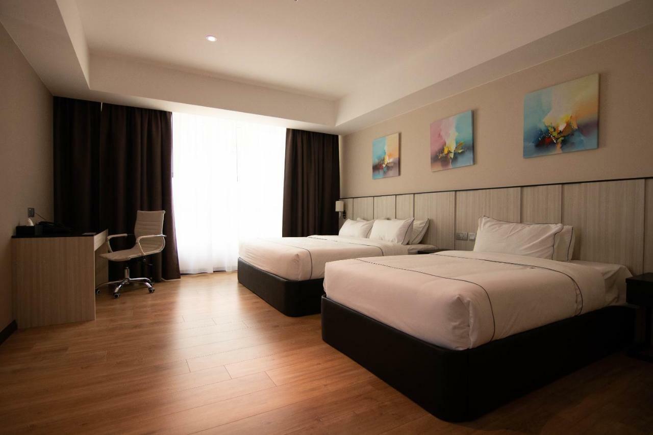 Higher Hotel Bandar Seri Begawan Extérieur photo