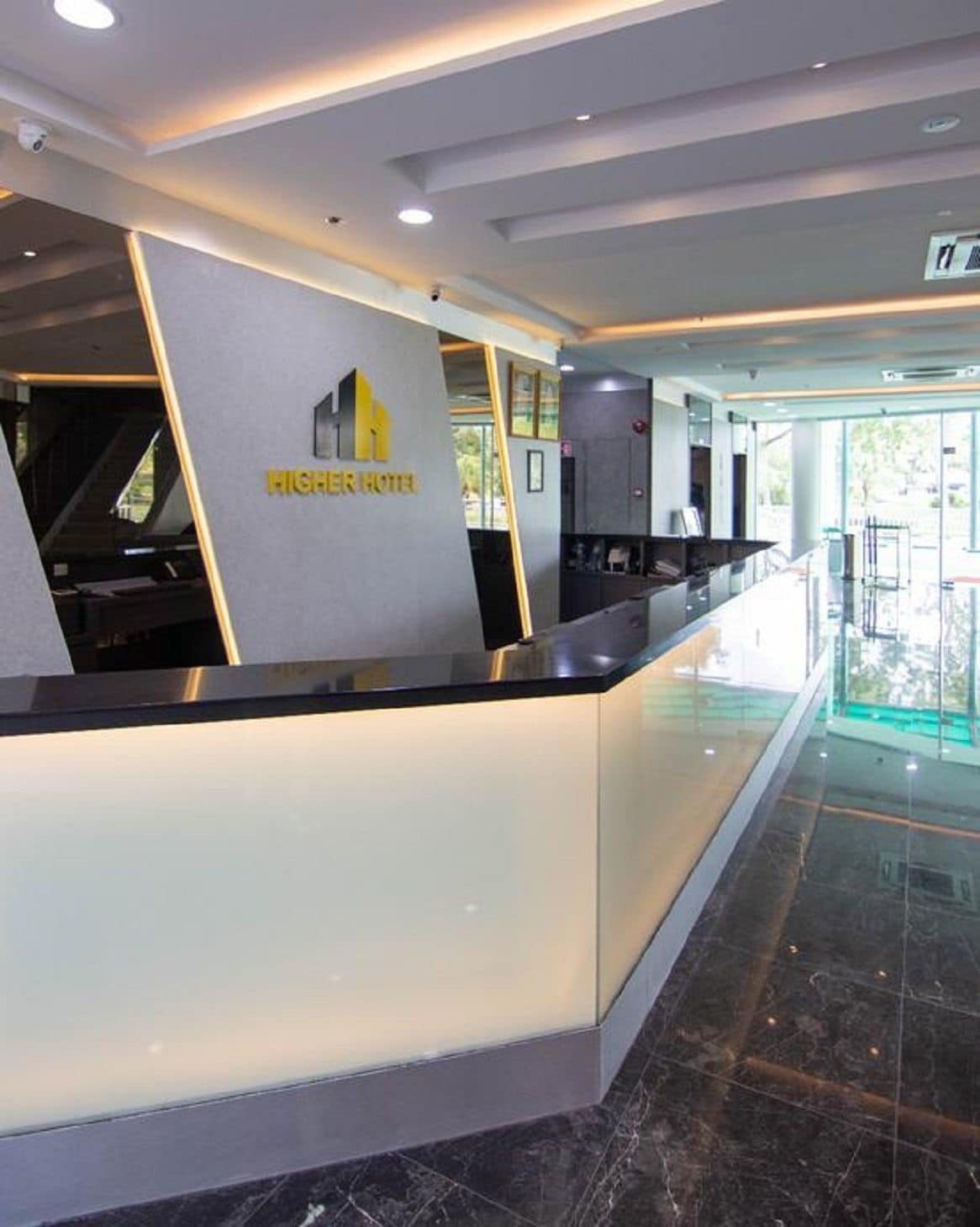 Higher Hotel Bandar Seri Begawan Extérieur photo