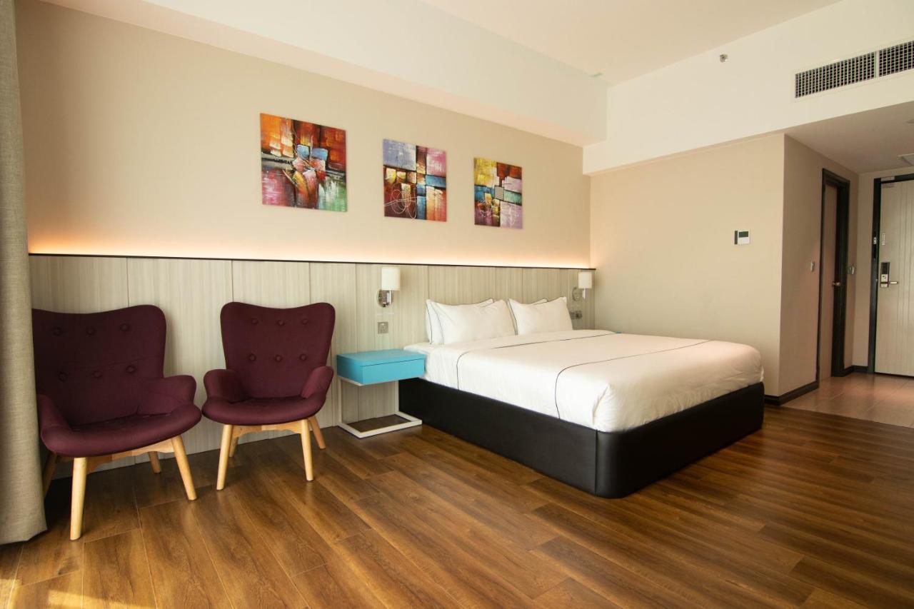 Higher Hotel Bandar Seri Begawan Extérieur photo