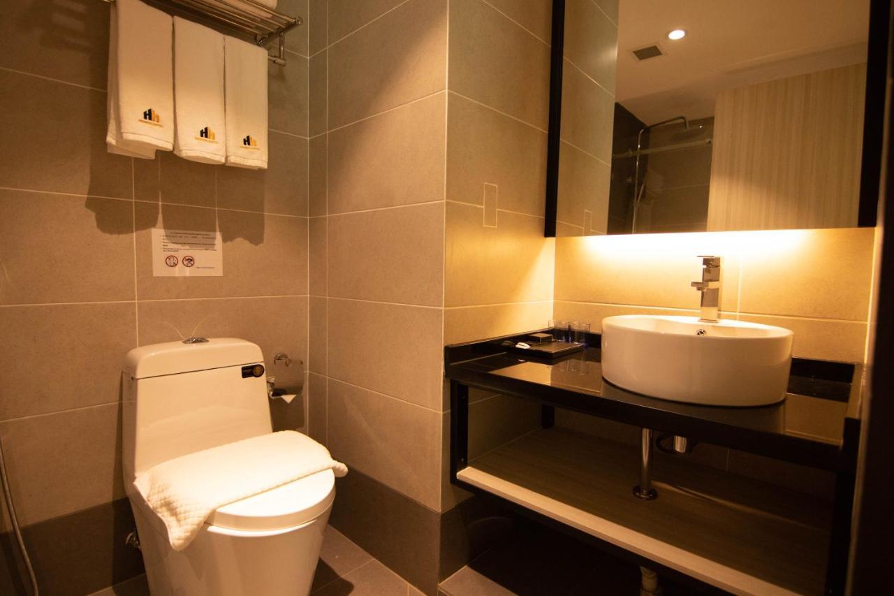 Higher Hotel Bandar Seri Begawan Extérieur photo